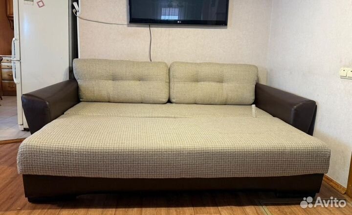 Диван прямой раскладной бу