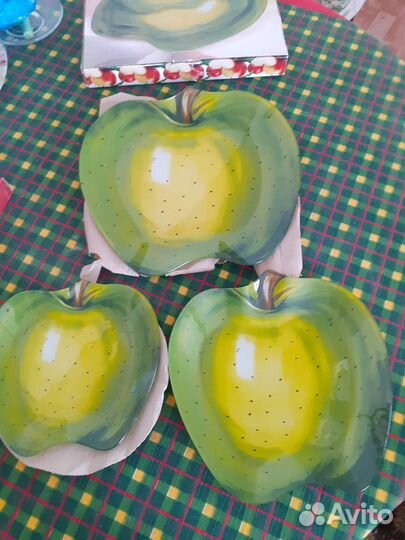 Набор тарелок