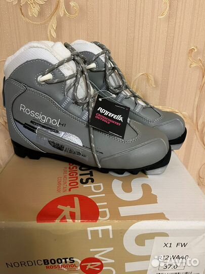 Лыжные ботинки rossignol