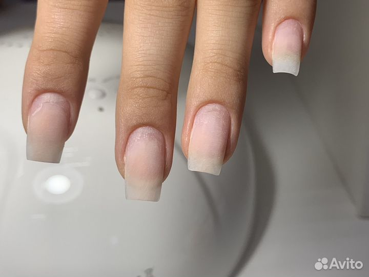 Маникюр/педикюр/гель-лак