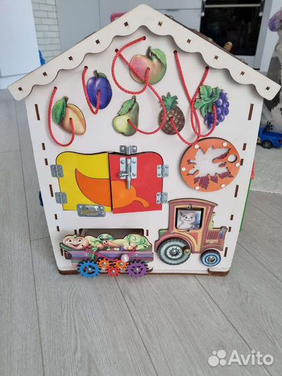 Бизиборд домик со светом большой