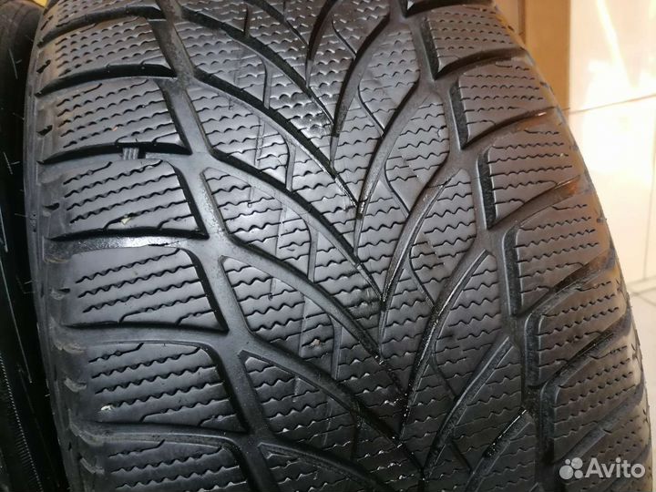 Goodyear Cargo Ultra Grip 2 245/45 R19