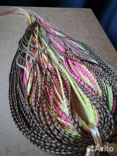 Комплект де кос русый+салатовый+розовый