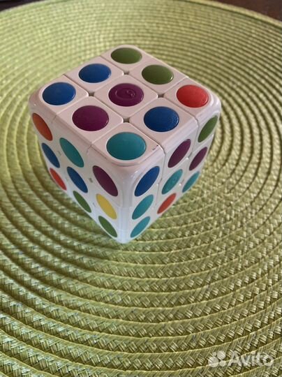 Кубик рубика roobe