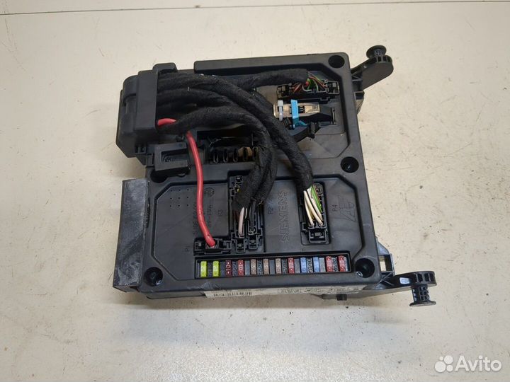 Блок предохранителей Volkswagen Sharan, 2007