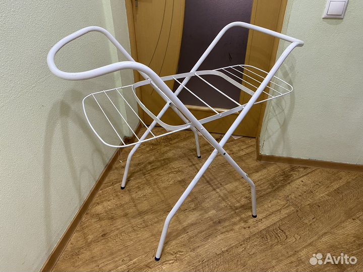 Детская ванночка с подставкой