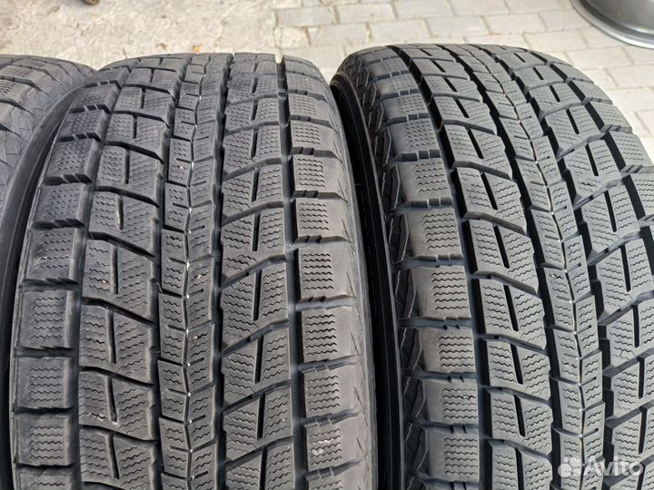 Dunlop Winter Maxx SJ8 235/55 R17 99R