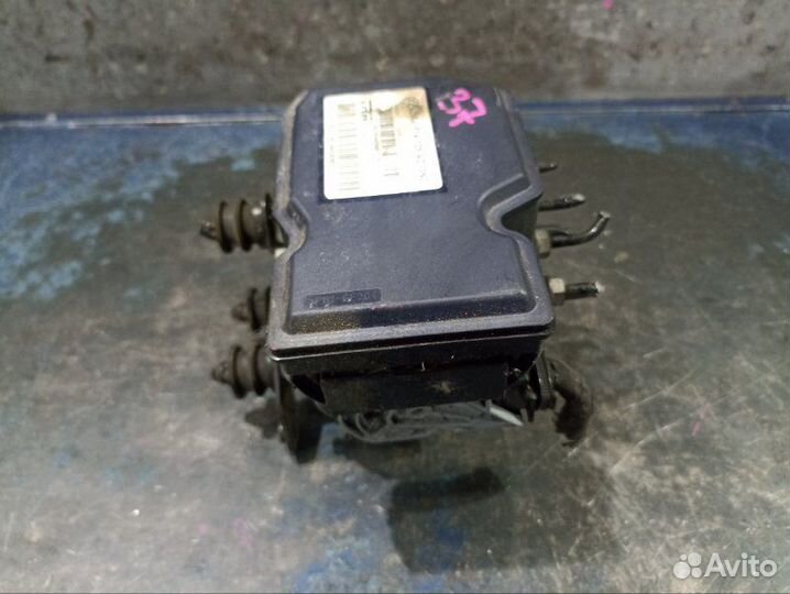 Блок ABS Volkswagen Passat B7