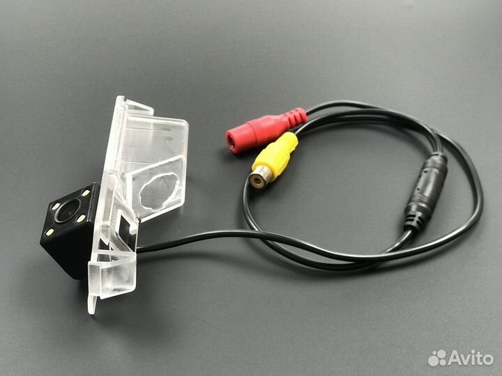 Камера заднего вида для Kia Rio 4