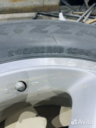 Bridgestone Blizzak DM-V2 245/60 R18 105S