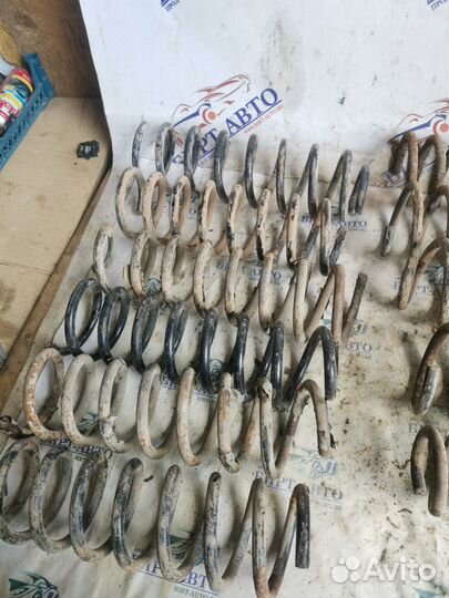 Пружина задняя Renault Logan I (2004—2009)