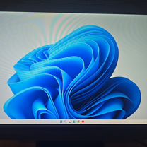 Моноблок яркий красивый lenovo 4/8 ssd