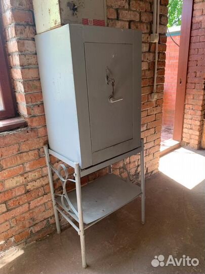 Сейф металлический бу