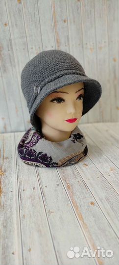 Шляпа вязаная женская