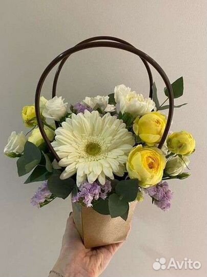 Букет цветов на 1 сентября,живые цветы букеты