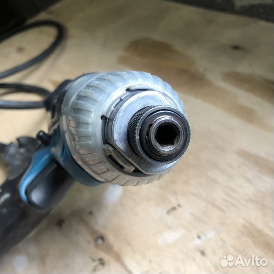 Ударный шуруповерт Makita TD0101