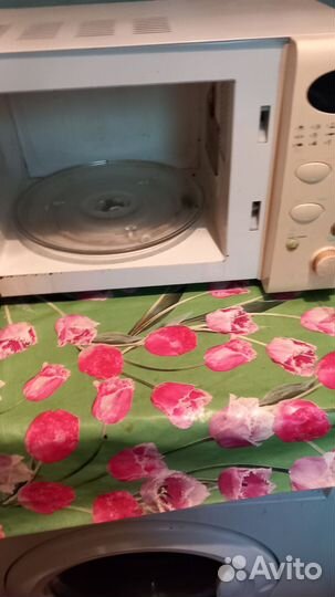 Микроволновая печь Elenberg