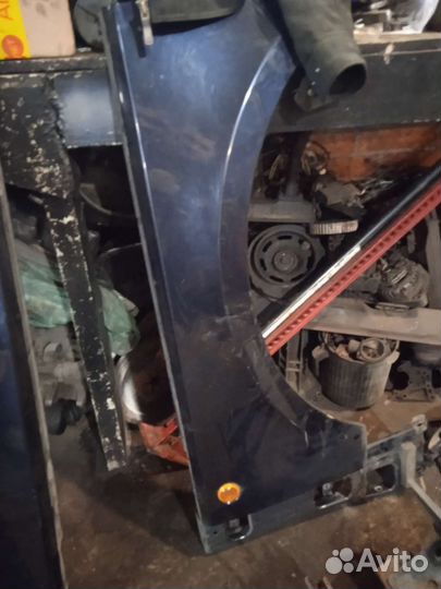 Крыло переднее правое range rover vogue 322