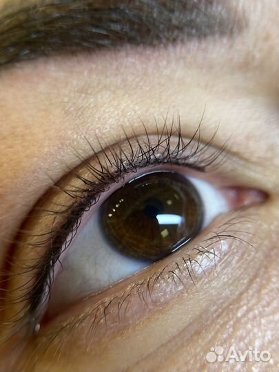 Мастер по перманентному макияжу