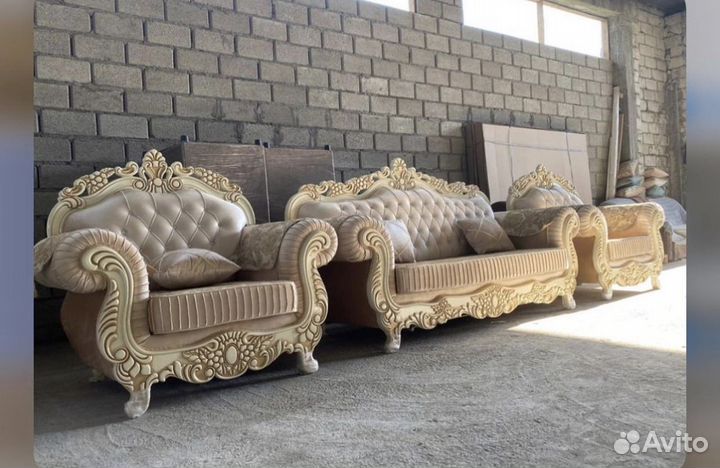 Диван и 2 кресла