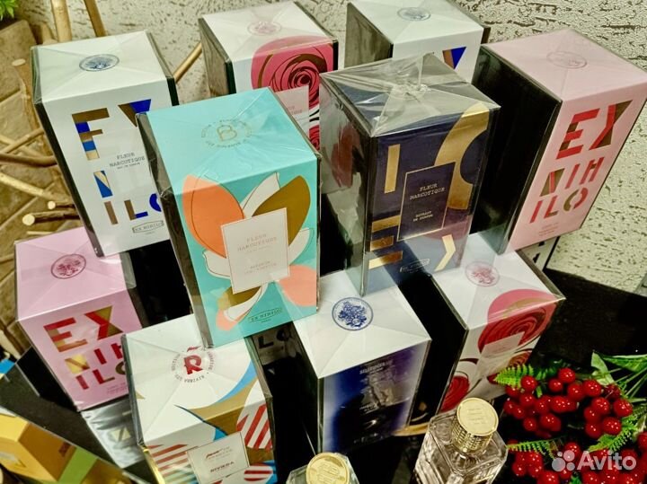 Парфюмерия и косметика в осортименте