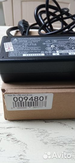 Зарядка для ноутбука