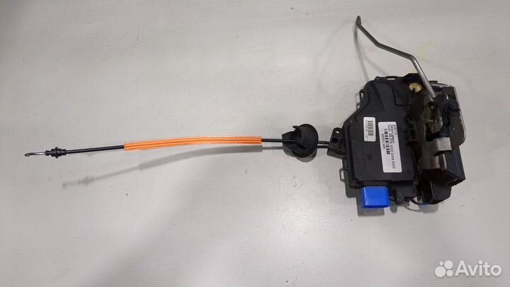 Замок двери Audi A8 (D3), 2003