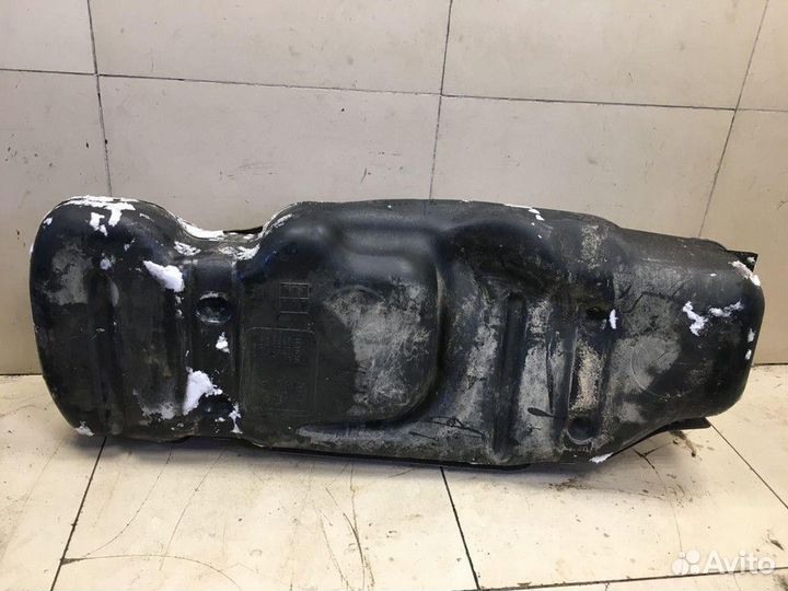 Бак топливный Toyota Hilux