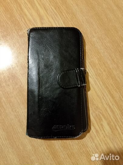 Philips Xenium S266, 2/32 ГБ