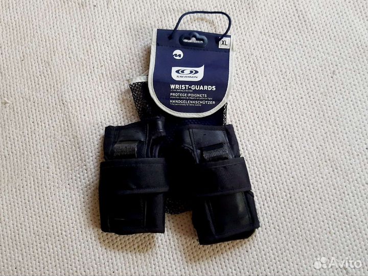 Защита спортивная для роликов кикбоксинга