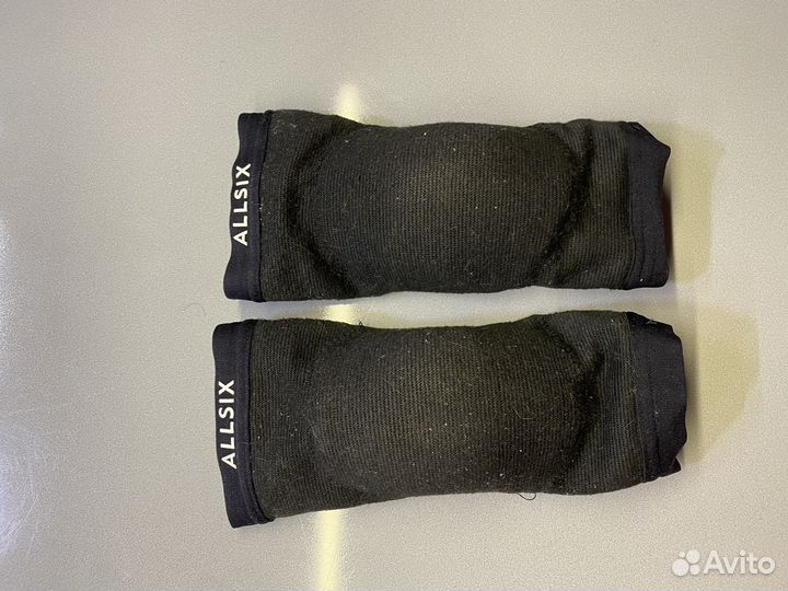 Наколенники для волейбола