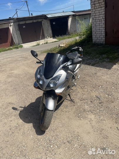 Honda vfr 800