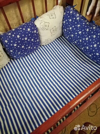 Бортики в кроватку