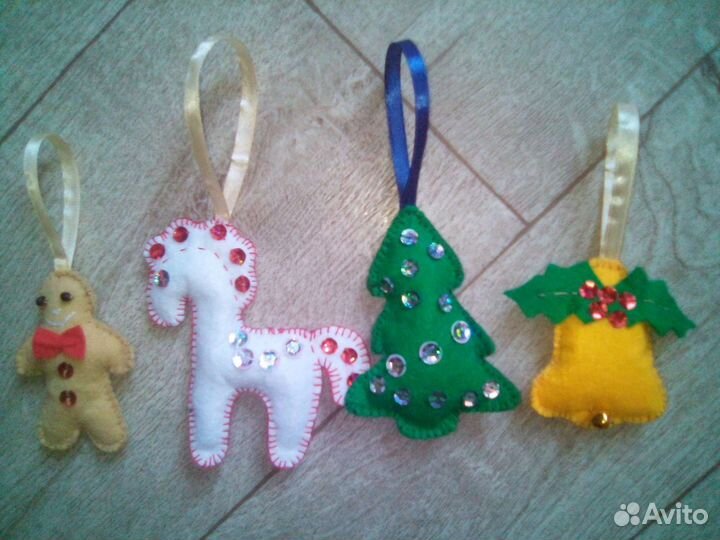 Елочные игрушки из фетра