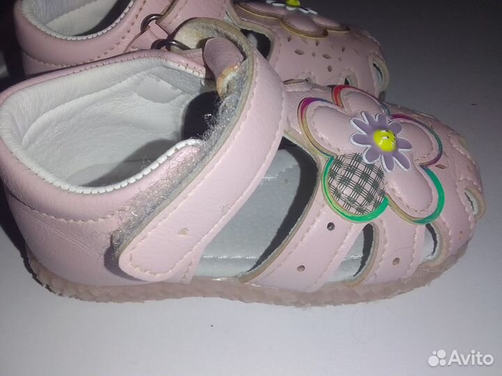 Сандалии для девочки