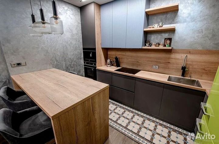 Угловая кухня с островом с мдф фасадами