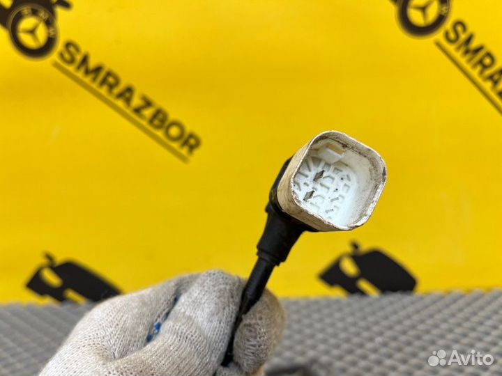 Датчик износа тормозных колодок задний Mercedes