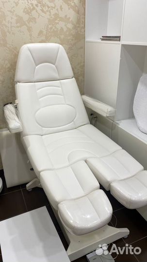 Кресло педикюрное