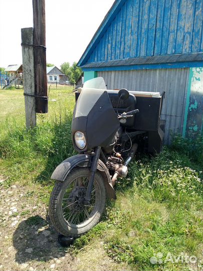Трехколесный мотоцикл