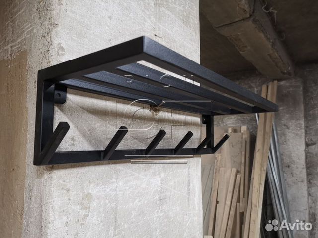 Вешалка настенная