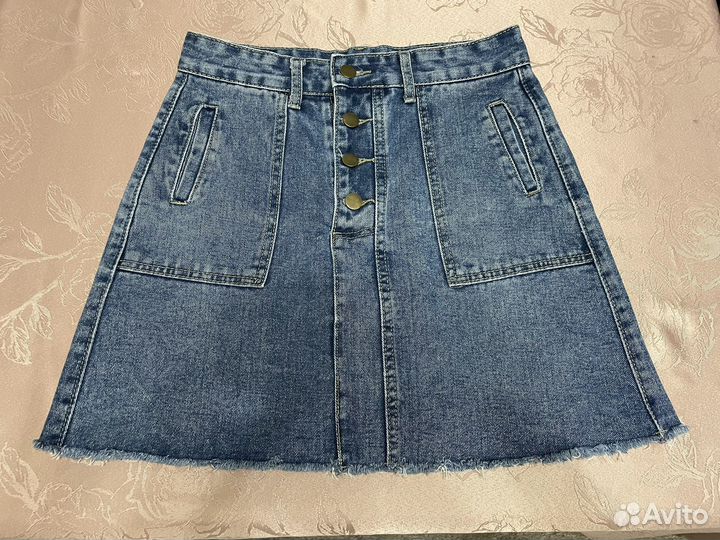Джинсовая мини-юбка