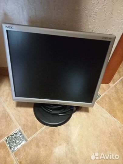 Монитор NEC