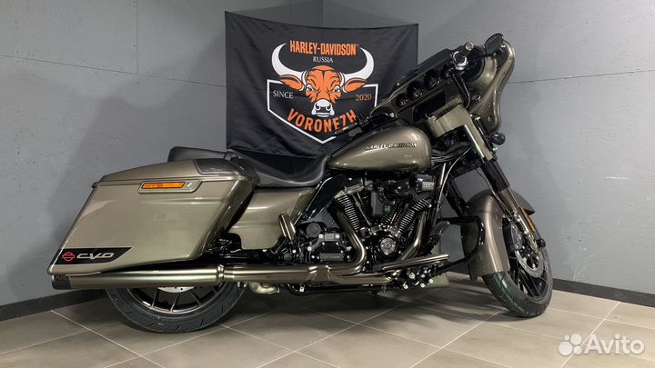 Harley-davidson CVO Street Glide 117