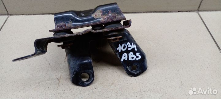 Кронштейн блока ABS (насос) Yaris 2005-2011