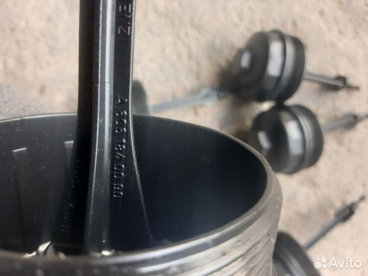 Крышка масляного фильтра mercedes A6061840090