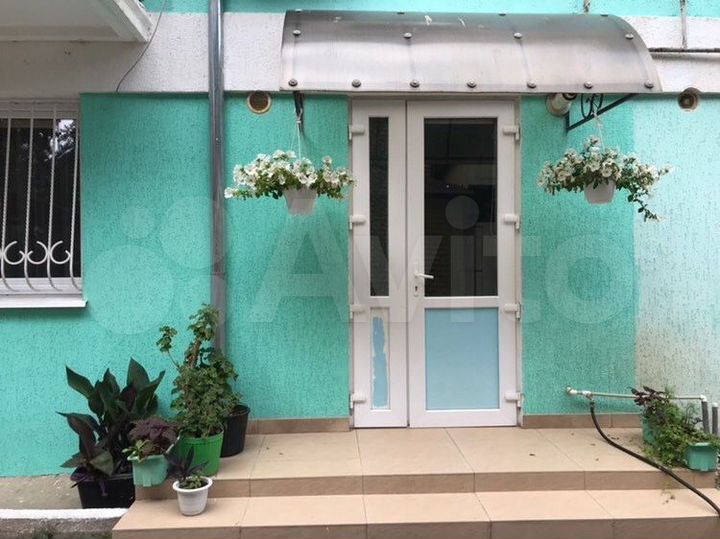 2-к. квартира, 45 м², 1/4 эт.