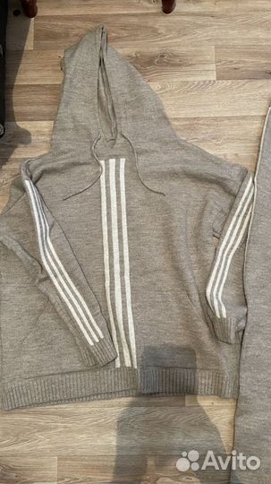 Костюм женский