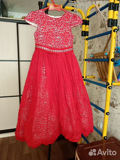Платье нарядные для девочки, возраст 7 лет
