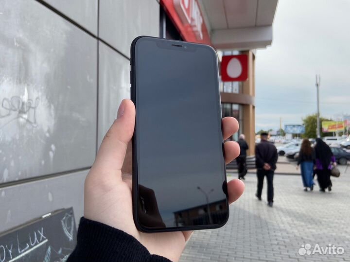 iPhone Xr, 128 ГБ