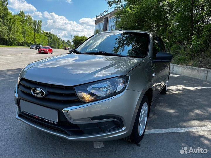 LADA Granta 1.6 МТ, 2021, 32 000 км